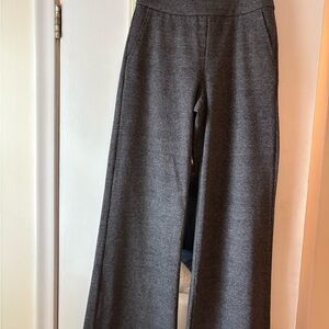 Cabi Grey Plaid Bond Wide Leg Trouser Pant Size 2 NWOT Never Worn